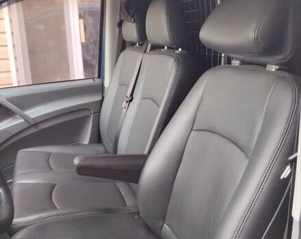 Синий Мерседес Вито, объемом двигателя 2.2 л и пробегом 435 тыс. км за 7200 $, фото 28 на Automoto.ua