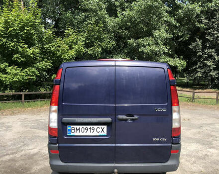 Синий Мерседес Вито, объемом двигателя 2.15 л и пробегом 336 тыс. км за 7999 $, фото 3 на Automoto.ua