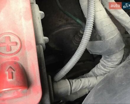 Синій Мерседес Віто, об'ємом двигуна 2.14 л та пробігом 361 тис. км за 10300 $, фото 4 на Automoto.ua