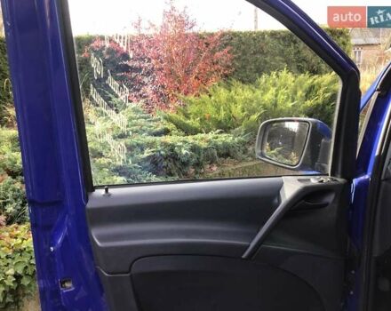 Синій Мерседес Віто, об'ємом двигуна 2.14 л та пробігом 361 тис. км за 10300 $, фото 28 на Automoto.ua