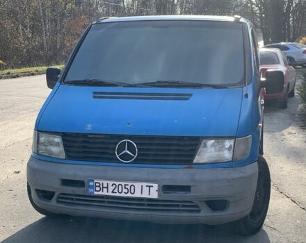 Синій Мерседес Віто, об'ємом двигуна 2 л та пробігом 270 тис. км за 2350 $, фото 1 на Automoto.ua