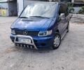 Мерседес Вито 1998 в Синельниковом на Automoto.ua Синий Мерседес Вито, объемом двигателя 2.3 л и пробегом 500 тыс. км за 5000 $, фото 1 на Automoto.ua