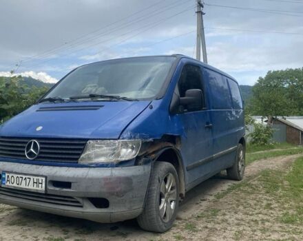 Синий Мерседес Вито, объемом двигателя 2.2 л и пробегом 300 тыс. км за 1500 $, фото 1 на Automoto.ua