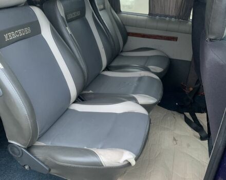 Синий Мерседес Вито, объемом двигателя 2.2 л и пробегом 350 тыс. км за 4500 $, фото 11 на Automoto.ua