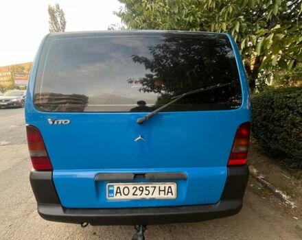 Синий Мерседес Вито, объемом двигателя 2.2 л и пробегом 270 тыс. км за 4000 $, фото 3 на Automoto.ua