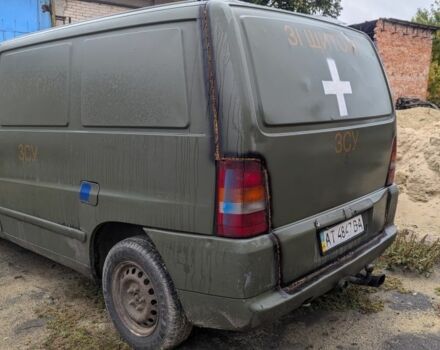 Мерседес Вито 1999 в Луцке на Automoto.ua Синий Мерседес Вито, объемом двигателя 2.1 л и пробегом 300 тыс. км за 1800 $, фото 5 на Automoto.ua