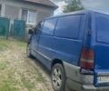 Синий Мерседес Вито, объемом двигателя 2.2 л и пробегом 300 тыс. км за 1500 $, фото 3 на Automoto.ua