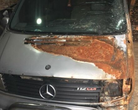 Синий Мерседес Вито, объемом двигателя 2.2 л и пробегом 3 тыс. км за 2200 $, фото 1 на Automoto.ua