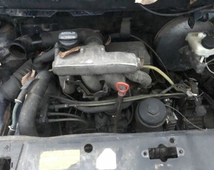 Синій Мерседес Віто, об'ємом двигуна 0 л та пробігом 312 тис. км за 1000 $, фото 1 на Automoto.ua