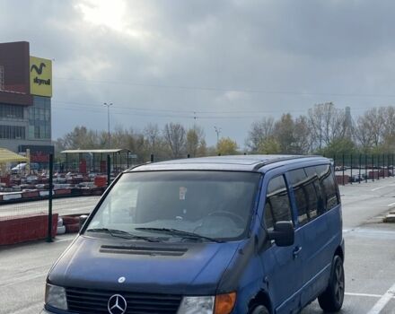 Мерседес Вито 2000 в Киеве на Automoto.ua Синий Мерседес Вито, объемом двигателя 2.1 л и пробегом 200 тыс. км за 1850 $, фото 1 на Automoto.ua