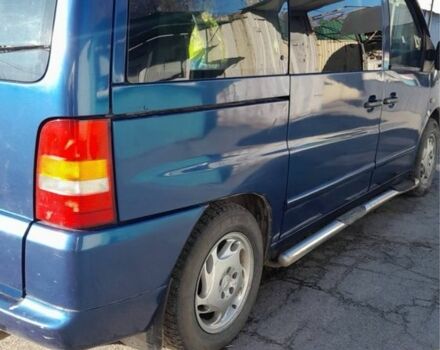 Мерседес Вито 2001 в Житомире на Automoto.ua Синий Мерседес Вито, объемом двигателя 2.1 л и пробегом 354 тыс. км за 4300 $, фото 5 на Automoto.ua