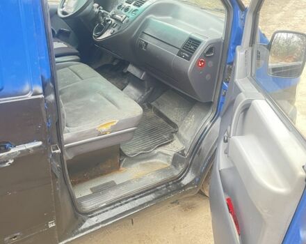 Синий Мерседес Вито, объемом двигателя 2 л и пробегом 500 тыс. км за 1700 $, фото 6 на Automoto.ua