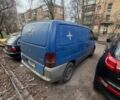 Синий Мерседес Вито, объемом двигателя 2.2 л и пробегом 400 тыс. км за 2800 $, фото 3 на Automoto.ua