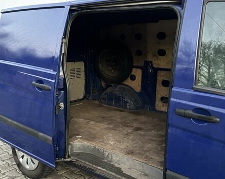 Синій Мерседес Віто, об'ємом двигуна 2.1 л та пробігом 258 тис. км за 6000 $, фото 4 на Automoto.ua