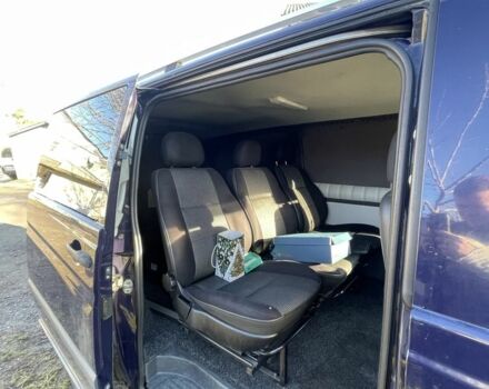 Синий Мерседес Вито, объемом двигателя 2.1 л и пробегом 350 тыс. км за 9500 $, фото 8 на Automoto.ua