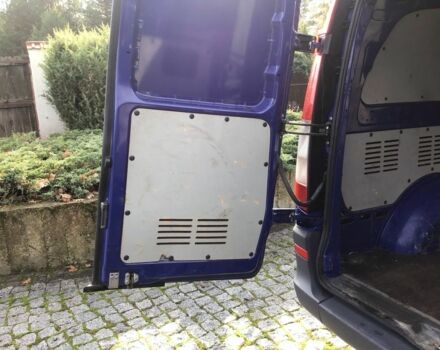 Мерседес Вито 2012 в Вышгороде на Automoto.ua Синий Мерседес Вито, объемом двигателя 2.1 л и пробегом 361 тыс. км за 10300 $, фото 11 на Automoto.ua