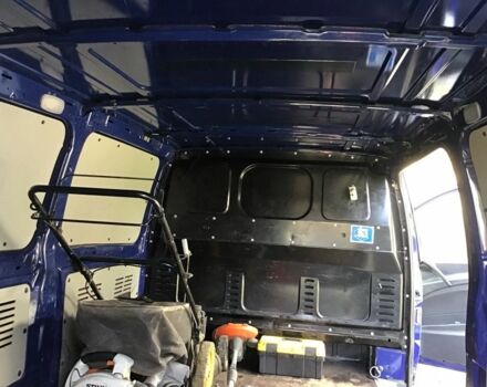 Мерседес Вито 2012 в Вышгороде на Automoto.ua Синий Мерседес Вито, объемом двигателя 2.1 л и пробегом 361 тыс. км за 10300 $, фото 9 на Automoto.ua