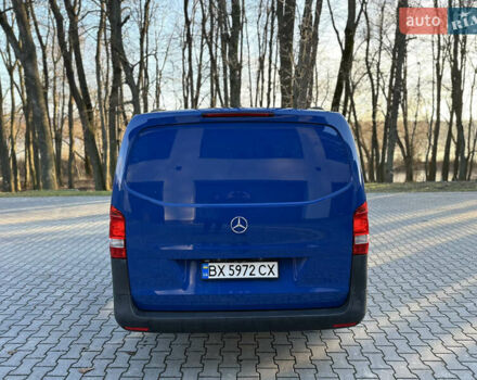 Синий Мерседес Вито, объемом двигателя 2.2 л и пробегом 195 тыс. км за 13700 $, фото 35 на Automoto.ua