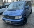 Синий Мерседес Вито, объемом двигателя 2.3 л и пробегом 300 тыс. км за 2500 $, фото 1 на Automoto.ua