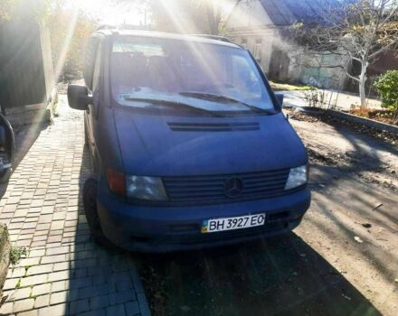 Синий Мерседес Вито, объемом двигателя 2.3 л и пробегом 429 тыс. км за 3850 $, фото 1 на Automoto.ua