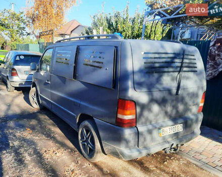 Синий Мерседес Вито, объемом двигателя 2.3 л и пробегом 429 тыс. км за 3850 $, фото 2 на Automoto.ua