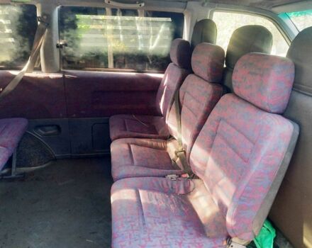 Синий Мерседес Вито, объемом двигателя 2.3 л и пробегом 429 тыс. км за 3850 $, фото 6 на Automoto.ua