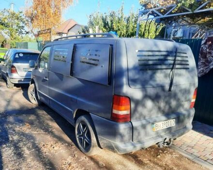 Синий Мерседес Вито, объемом двигателя 2.3 л и пробегом 429 тыс. км за 3850 $, фото 2 на Automoto.ua