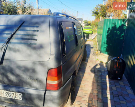 Синий Мерседес Вито, объемом двигателя 2.3 л и пробегом 429 тыс. км за 3850 $, фото 3 на Automoto.ua