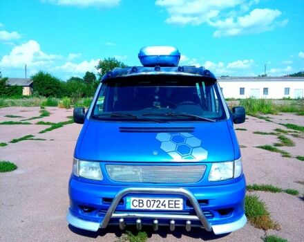 Синий Мерседес Вито, объемом двигателя 2.3 л и пробегом 570 тыс. км за 4700 $, фото 2 на Automoto.ua
