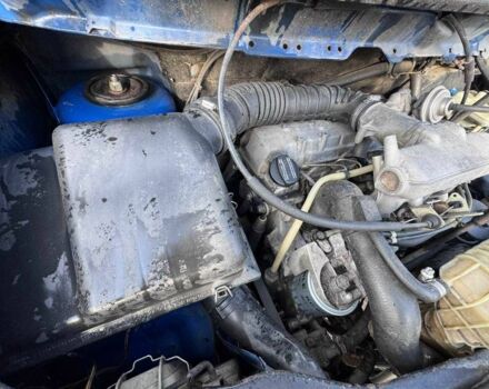 Синий Мерседес Вито, объемом двигателя 2.3 л и пробегом 302 тыс. км за 3999 $, фото 18 на Automoto.ua