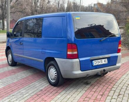Синий Мерседес Вито, объемом двигателя 2.3 л и пробегом 302 тыс. км за 3999 $, фото 7 на Automoto.ua