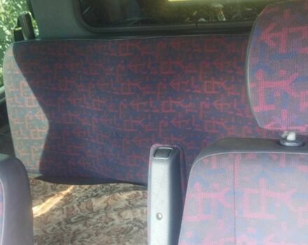 Синий Мерседес Вито, объемом двигателя 2.3 л и пробегом 483 тыс. км за 3500 $, фото 2 на Automoto.ua