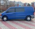Синий Мерседес Вито, объемом двигателя 2.3 л и пробегом 302 тыс. км за 3999 $, фото 5 на Automoto.ua