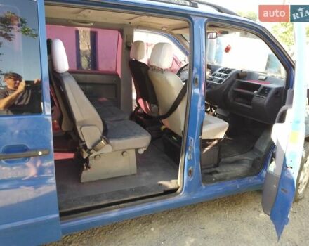 Синий Мерседес Вито, объемом двигателя 2.2 л и пробегом 330 тыс. км за 5300 $, фото 7 на Automoto.ua