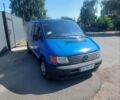 Синий Мерседес Вито, объемом двигателя 2.3 л и пробегом 390 тыс. км за 4200 $, фото 6 на Automoto.ua