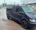 Синий Мерседес Вито, объемом двигателя 2.3 л и пробегом 326 тыс. км за 4300 $, фото 2 на Automoto.ua
