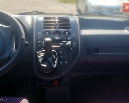 Синий Мерседес Вито, объемом двигателя 2.3 л и пробегом 390 тыс. км за 4200 $, фото 10 на Automoto.ua