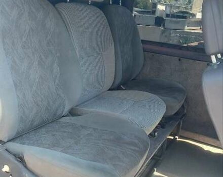 Синий Мерседес Вито, объемом двигателя 2.3 л и пробегом 390 тыс. км за 4200 $, фото 13 на Automoto.ua