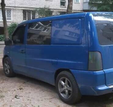 Синій Мерседес Віто, об'ємом двигуна 2.15 л та пробігом 333 тис. км за 4800 $, фото 1 на Automoto.ua