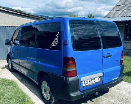 Синий Мерседес Вито, объемом двигателя 2.1 л и пробегом 380 тыс. км за 4900 $, фото 2 на Automoto.ua
