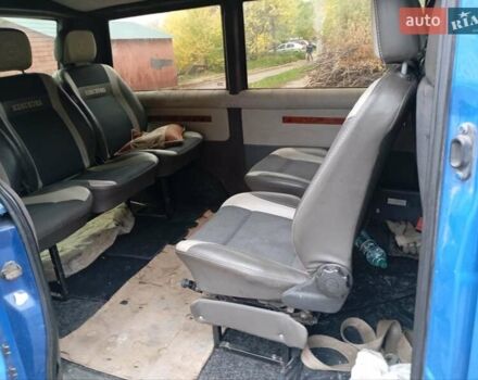 Синій Мерседес Віто, об'ємом двигуна 2.2 л та пробігом 380 тис. км за 4500 $, фото 7 на Automoto.ua