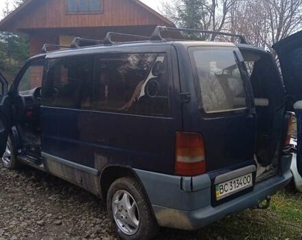 Синій Мерседес Віто, об'ємом двигуна 2.1 л та пробігом 350 тис. км за 4500 $, фото 3 на Automoto.ua