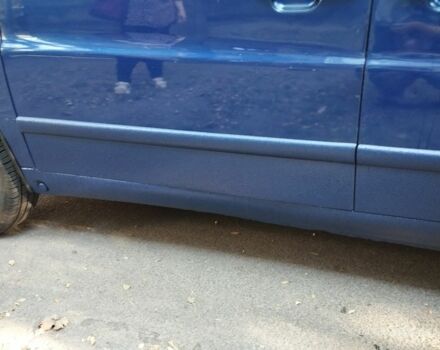 Синий Мерседес Вито, объемом двигателя 2.2 л и пробегом 390 тыс. км за 5500 $, фото 5 на Automoto.ua