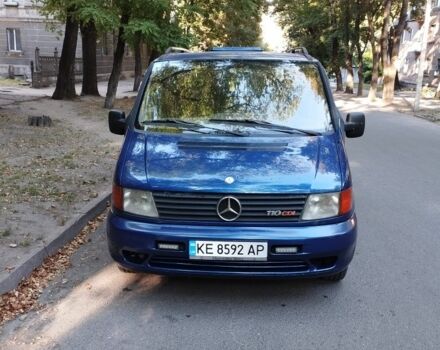 Синий Мерседес Вито, объемом двигателя 2.2 л и пробегом 390 тыс. км за 5500 $, фото 18 на Automoto.ua