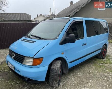 Синий Мерседес Вито, объемом двигателя 2.15 л и пробегом 318 тыс. км за 4900 $, фото 2 на Automoto.ua