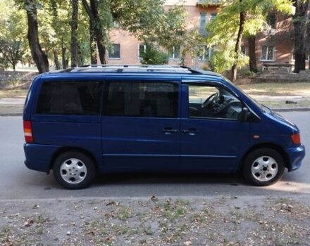 Синий Мерседес Вито, объемом двигателя 2.2 л и пробегом 390 тыс. км за 5500 $, фото 13 на Automoto.ua