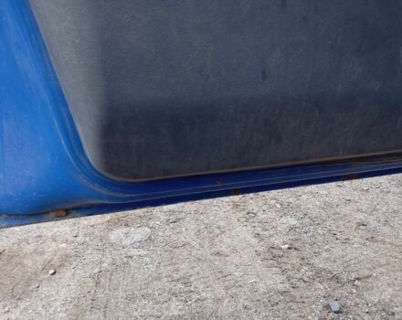 Синий Мерседес Вито, объемом двигателя 2.2 л и пробегом 380 тыс. км за 4700 $, фото 6 на Automoto.ua