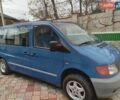 Синий Мерседес Вито, объемом двигателя 2.2 л и пробегом 120 тыс. км за 6000 $, фото 1 на Automoto.ua