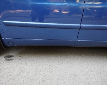 Синий Мерседес Вито, объемом двигателя 2.2 л и пробегом 390 тыс. км за 5500 $, фото 3 на Automoto.ua