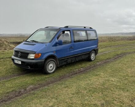 Синий Мерседес Вито, объемом двигателя 2.1 л и пробегом 400 тыс. км за 2000 $, фото 3 на Automoto.ua